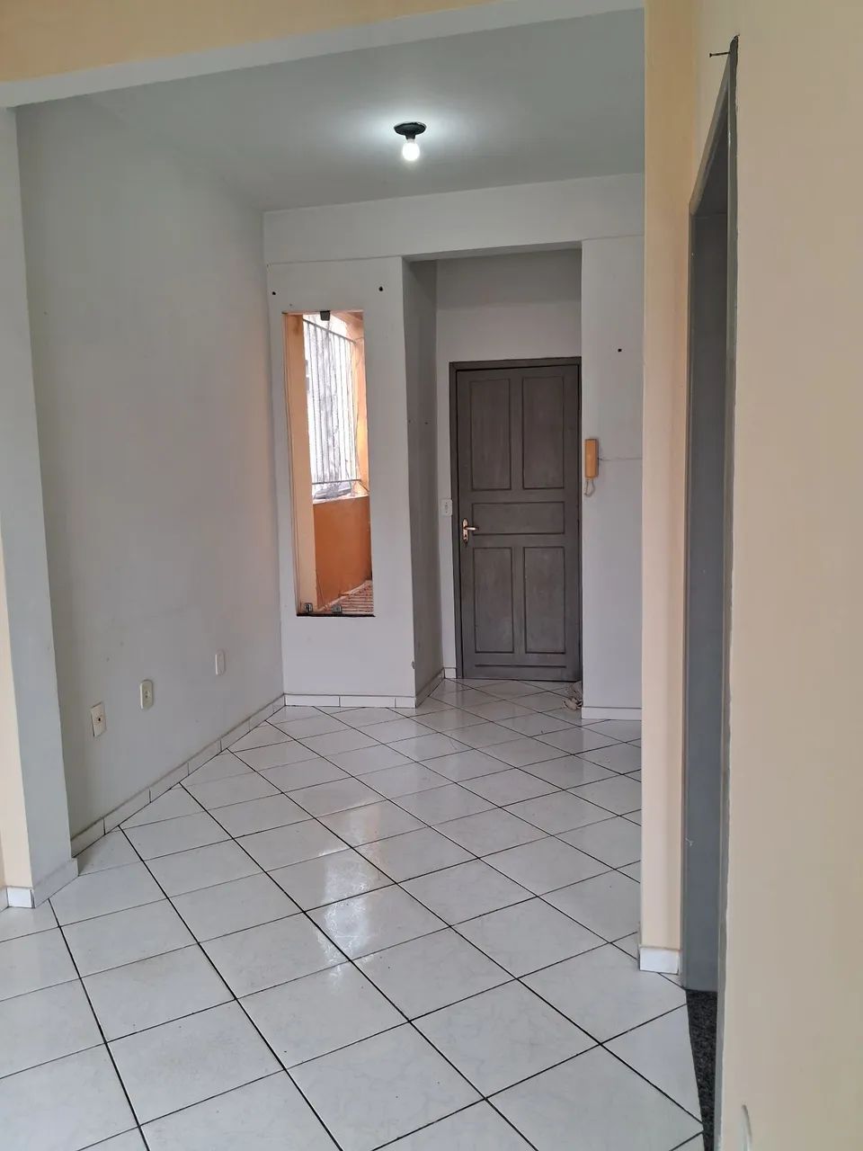 Apartamento tipo kitnet 1°andar - Foto 2