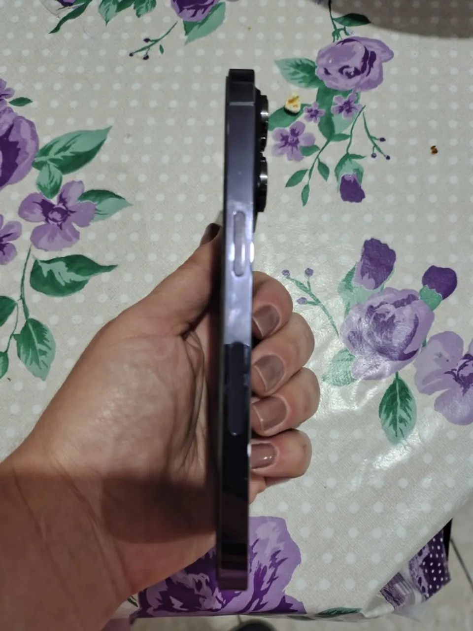 Vendo Iphone 14 pro roxo 256gb - Foto 4