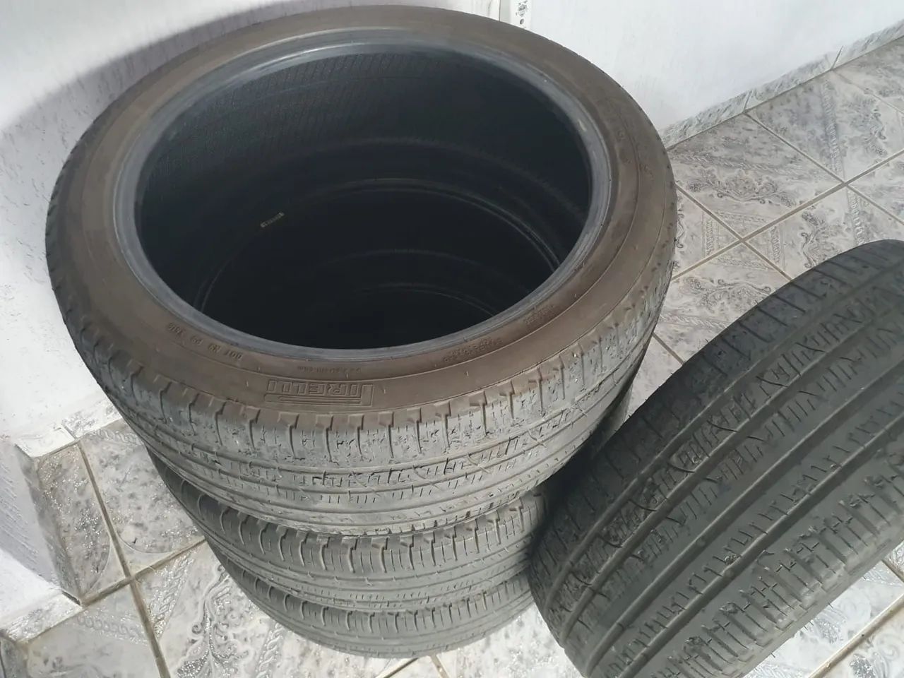 4 Pneus pirelli aro 19 - Foto 3