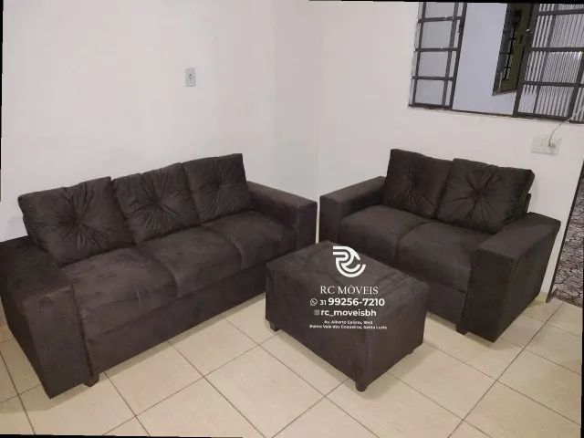 Sofá 2 e 3 assentos com Puff Material suede D33 Confortável Direto da Fábrica - Foto 3