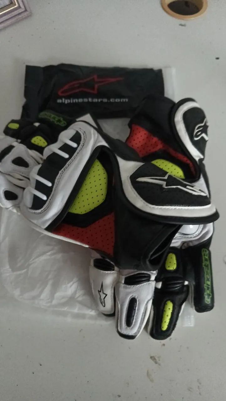 Luva alpinestars nova 