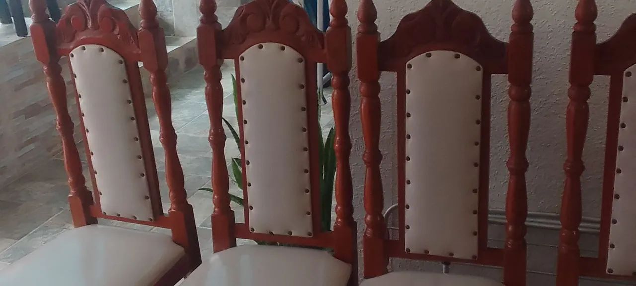 Mesa macissa 2,00x .95m,com 8 cadeiras - Foto 5