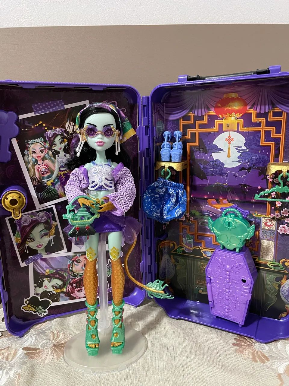 Boneca Monster High Skulltimate Secrets Gore-Geous Oasis Jinafire - Foto 4