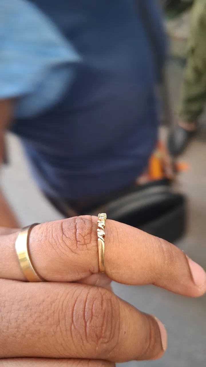 Anel delicado de ouro 18k - Foto 3