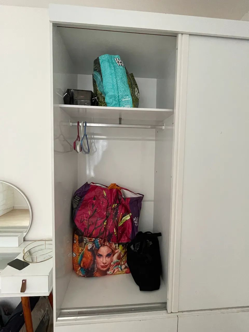 GUARDA ROUPA 6 GAVETAS EM PERFEITO ESTADO - Foto 4