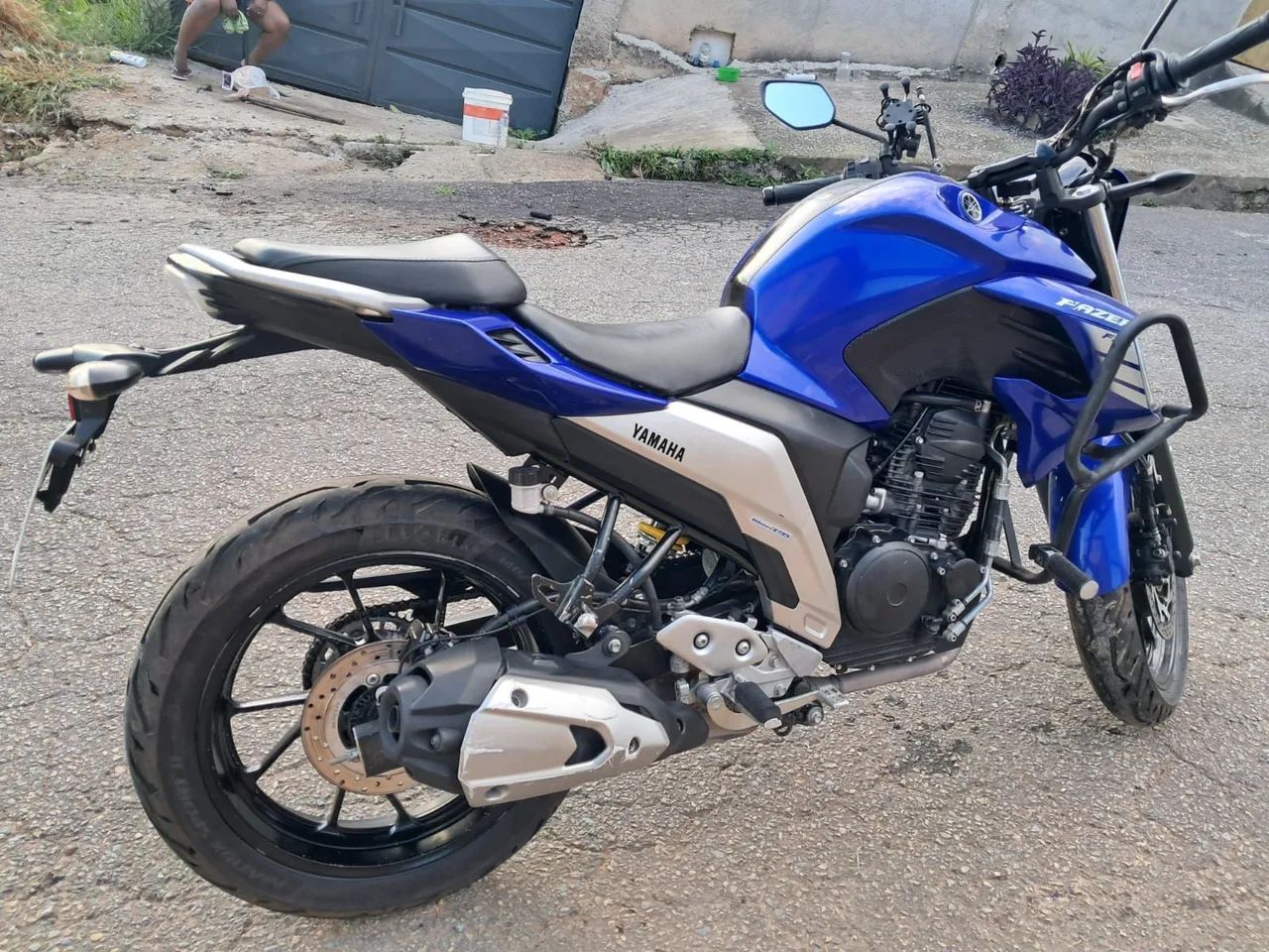 Fazer 250