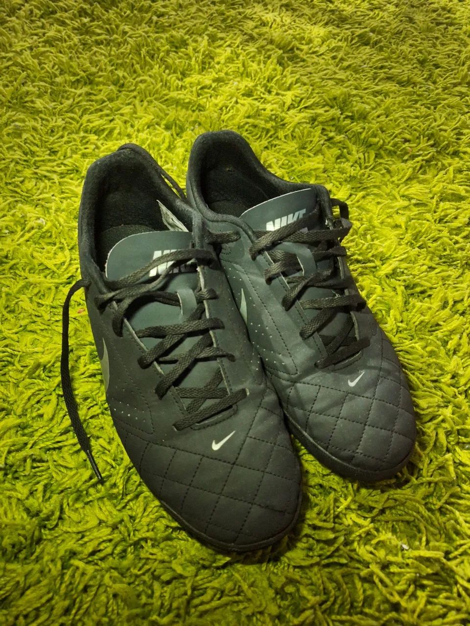 VENDO CHUTEIRA NIKE SOCIETY ORIGINAL  - Foto 2