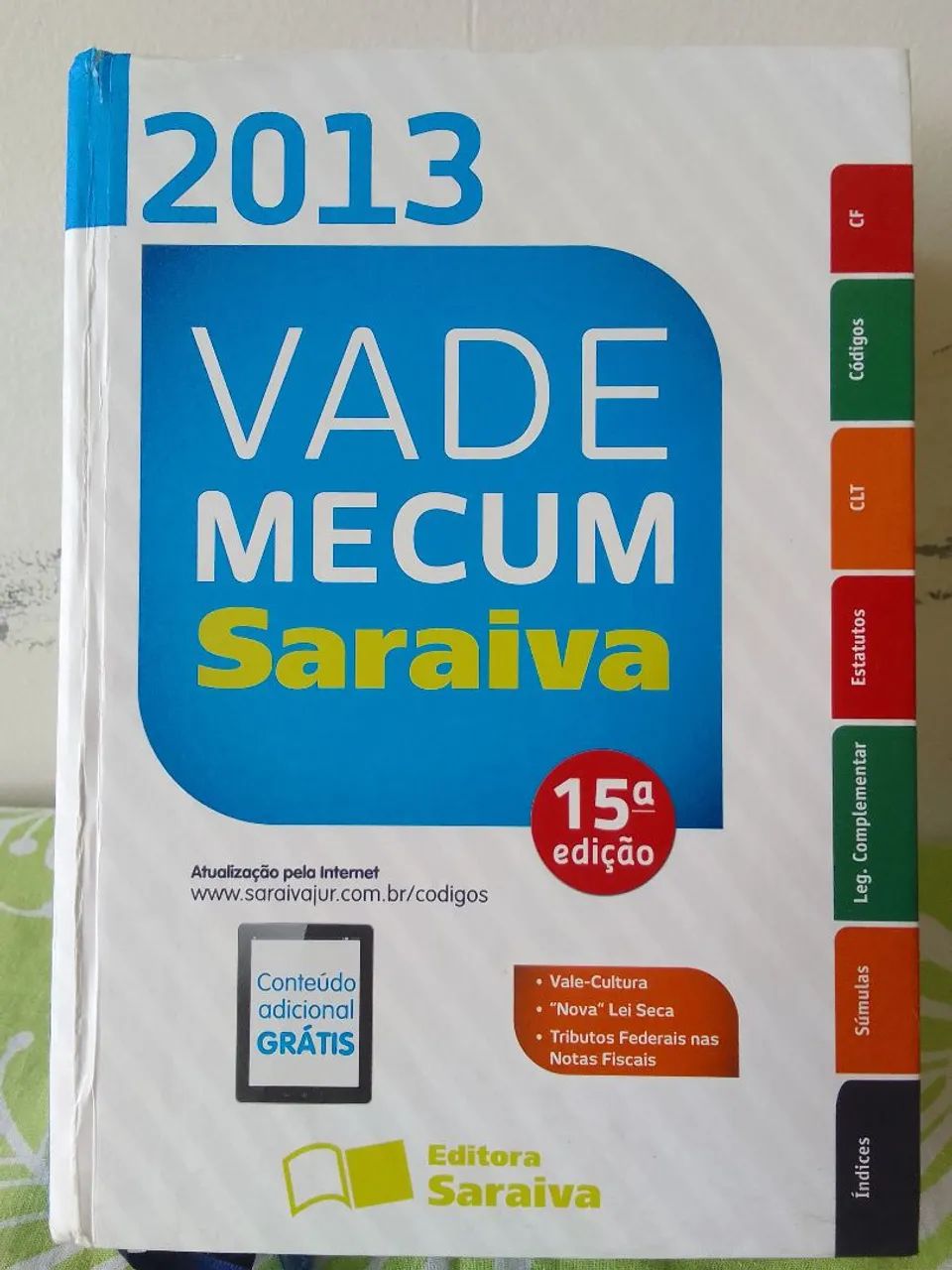 Vade Mecum Saraiva.