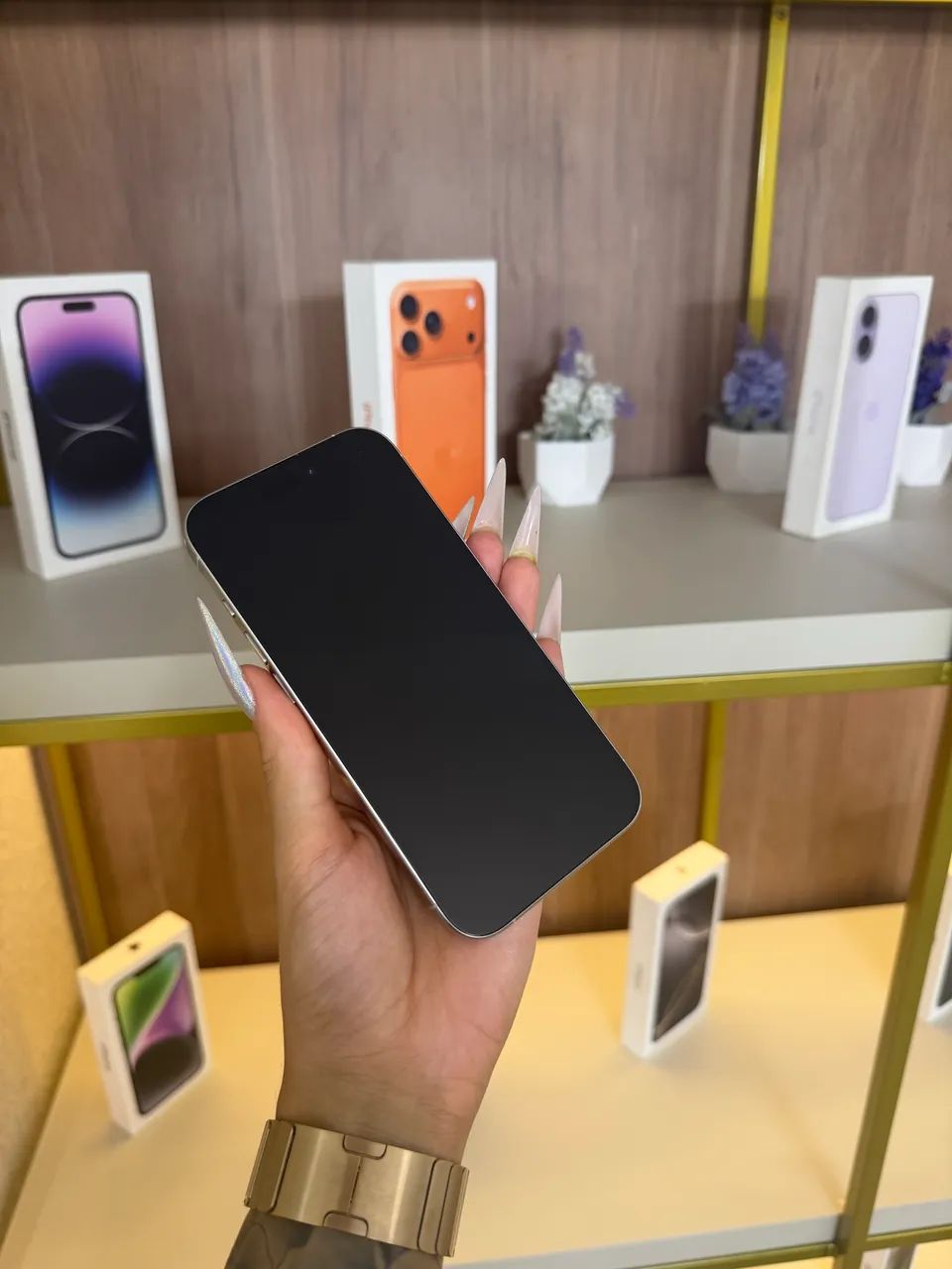 iPhone 15 Pro 128GB Titânio Branco - Foto 4