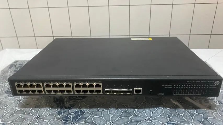 HP 5130-24G-PoE+ (JG977A) - Foto 4