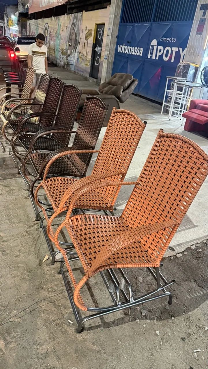 Cadeiras de balanço com 4 molas nova a pronta entrega 