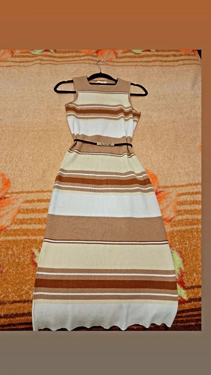 Vestido feminino semi-novo 