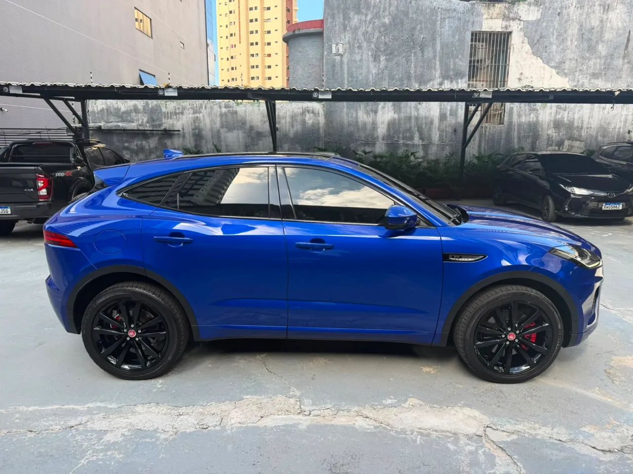 Jaguar E-Pace R-dynamic SE 2.0 AWD 300cv Aut. 2018 - Foto 5
