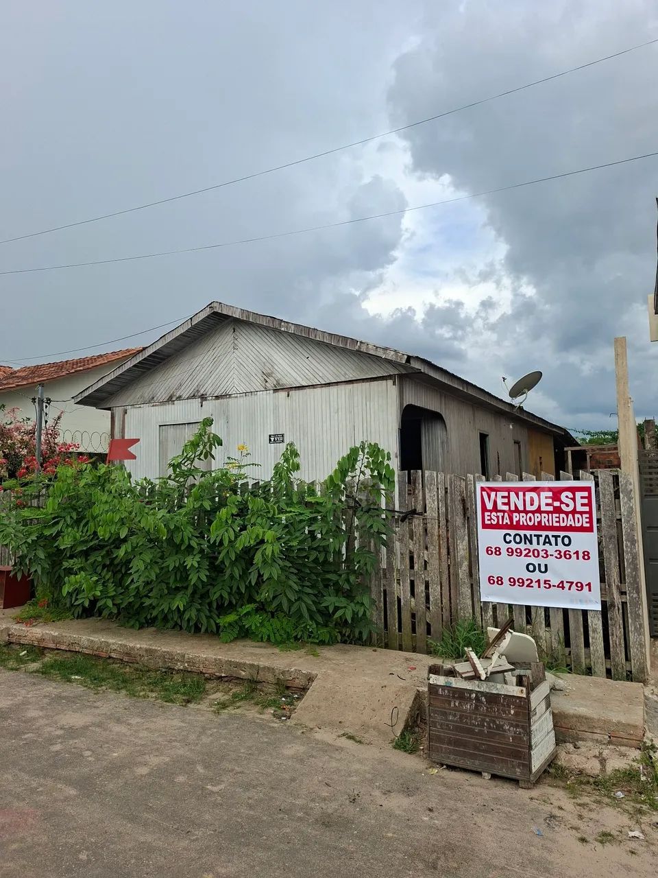 CASA BEM LOCALIZADA NO CENTRO DE TARAUACÁ-AC