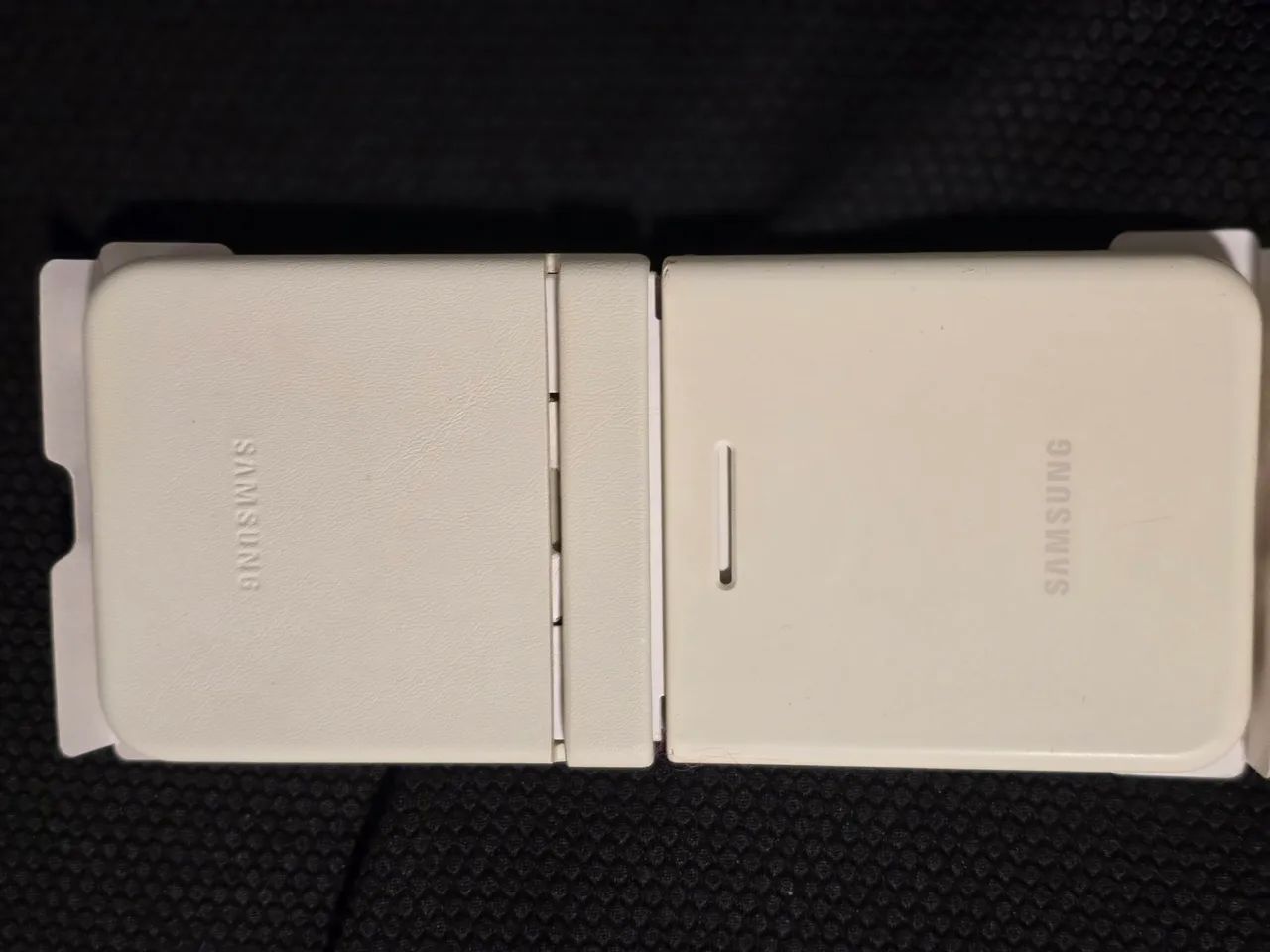 Capa para celular Samsung Galaxy Z Flip5 - Foto 2
