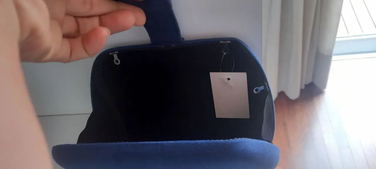 Clutch azul nobuck com corrente.  - Foto 3