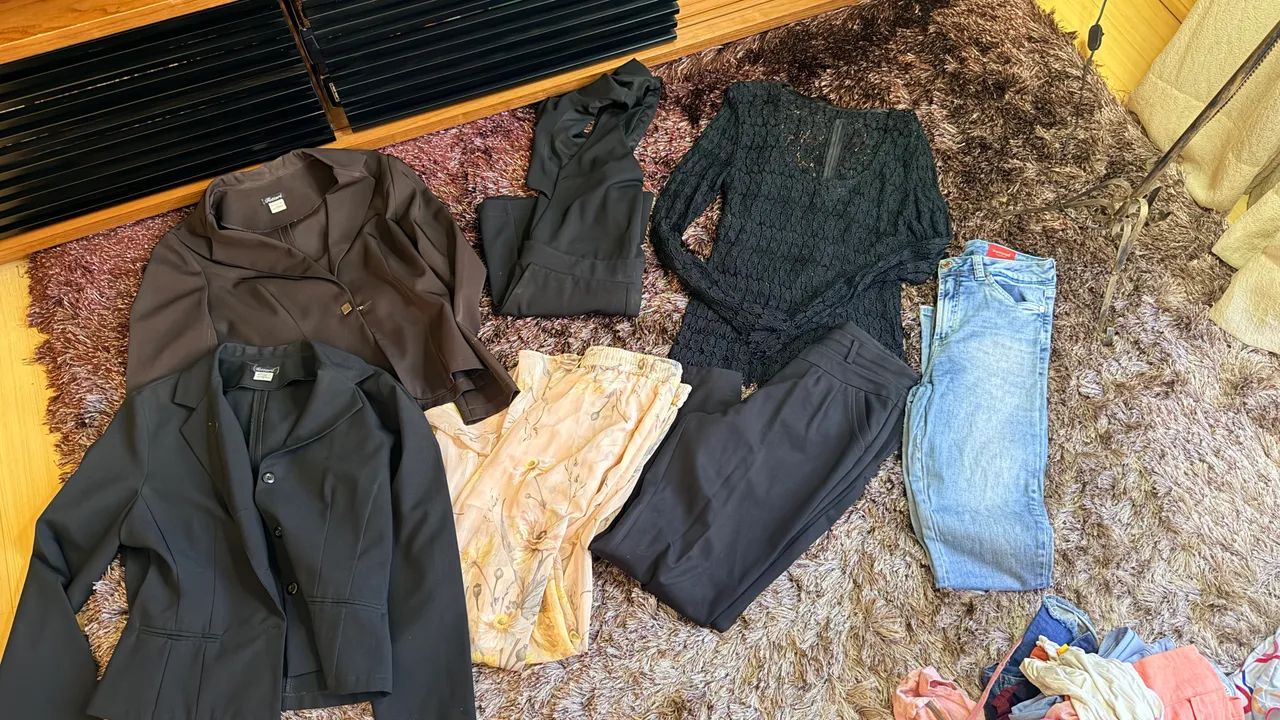 Roupas variadas - 200 reais tudo - Foto 3