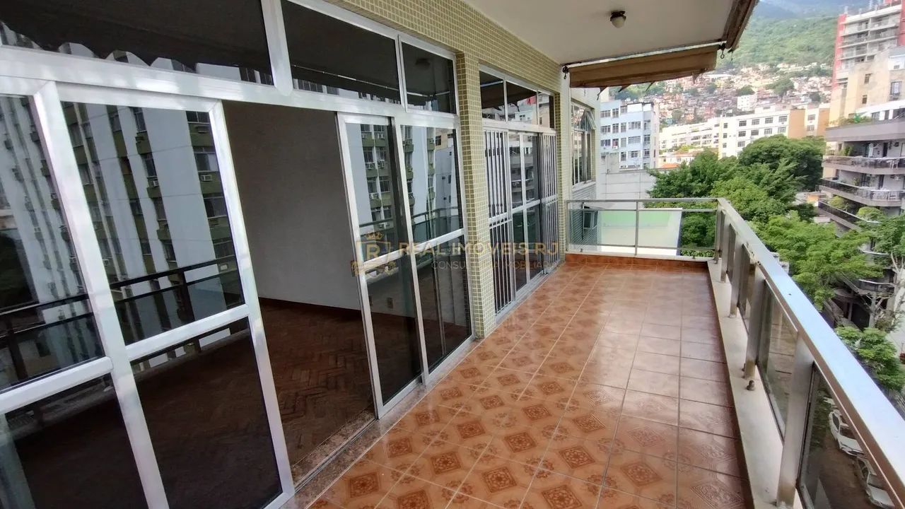 Tijuca | Apartamento de 4 Quartos na Rua Marquês de Valença com 160m²