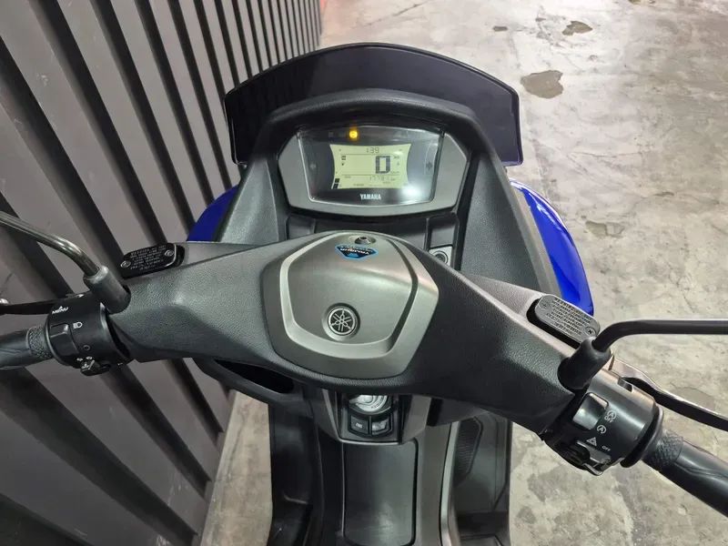 Yamaha NMax 160 cc  - Foto 5
