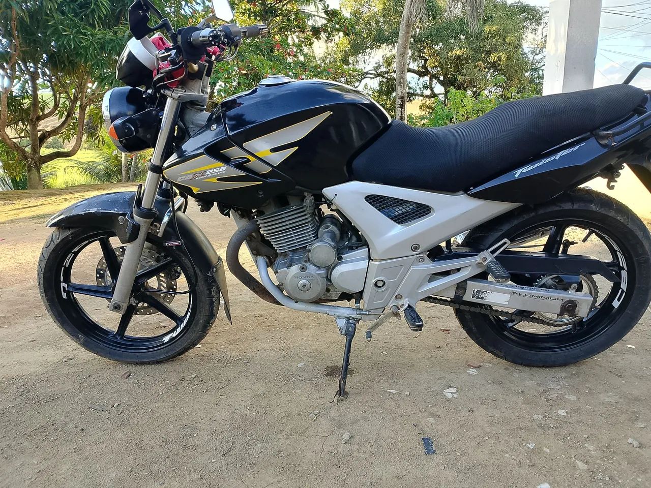 Cbx Twister 250 - Foto 4