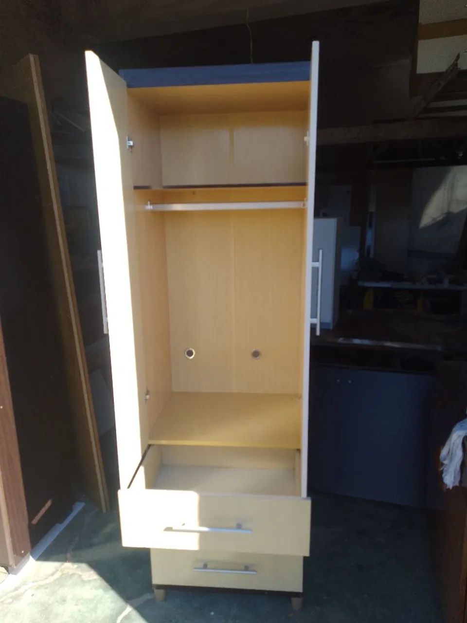 Guarda roupa 2 portas artesanal  - Foto 5