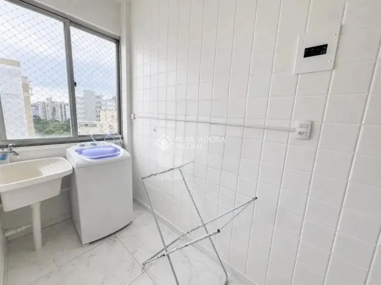 Apartamento 2 Quartos, 2 banheiros, 1 Vaga livre - Centro - Florianópolis - SC - Foto 5