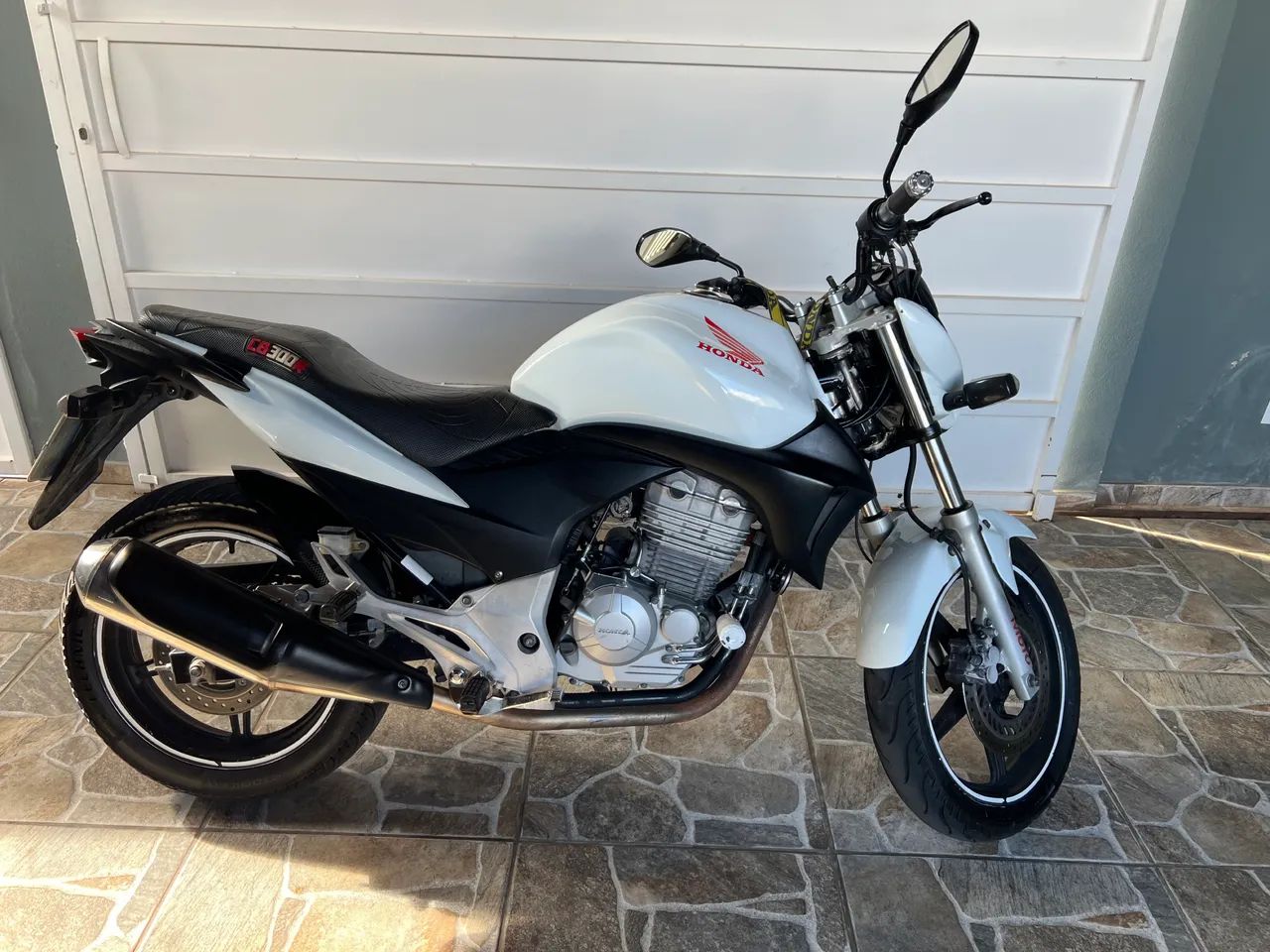 CB 300R 2012 - Foto 3
