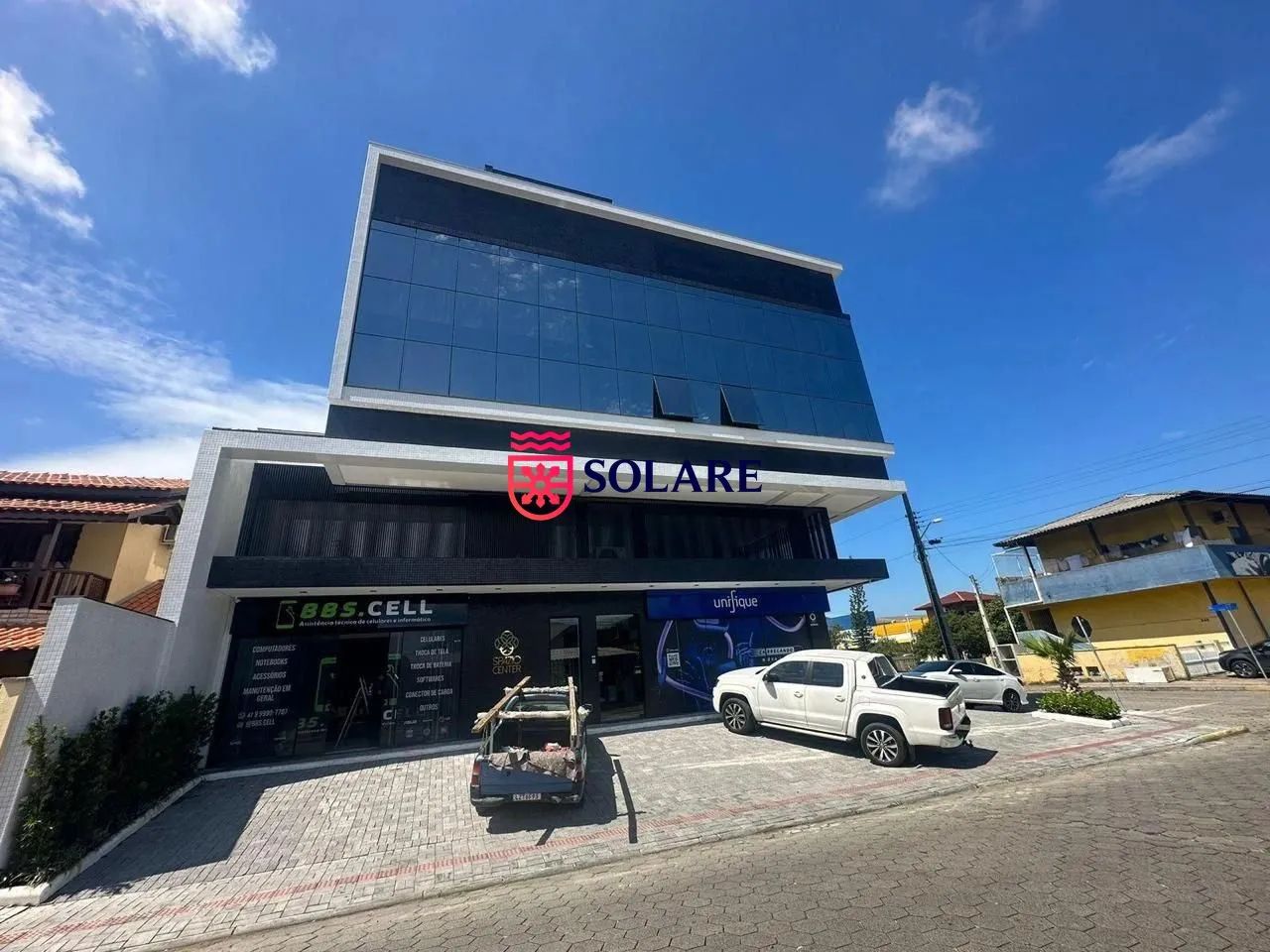 Sala comercial a venda no bairro de Bombas