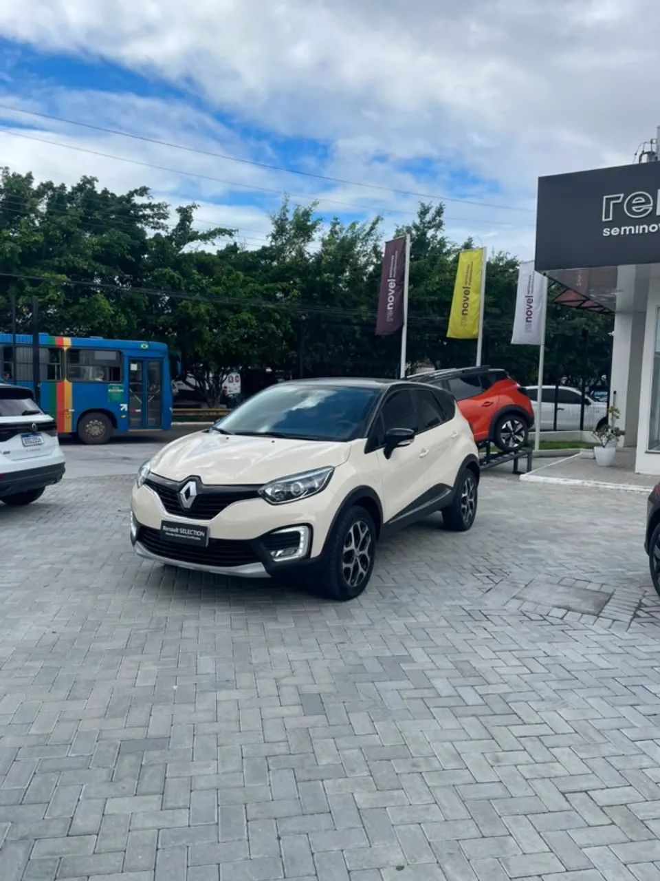 Renault Captur Intense 1.6 16V Flex 5P Aut. 2019 - Foto 3