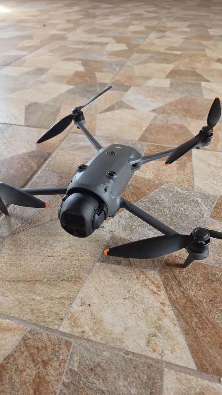 Drone profissional mavic 4 Pro combo/ tela novo