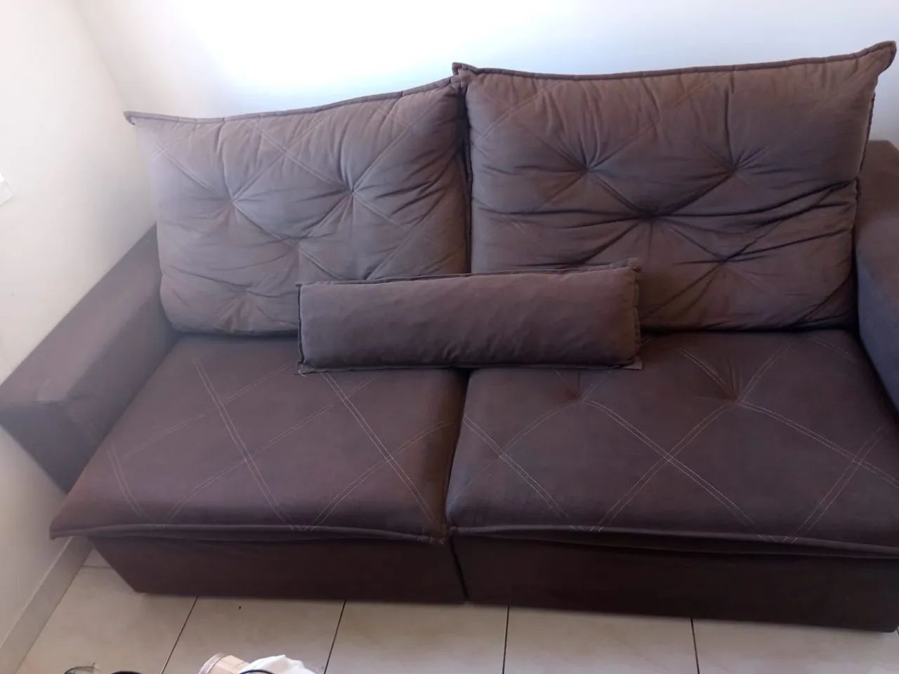 Vendo sofá retrátil 4 lugares - Foto 2