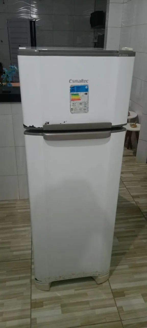 Vendo geladeira 