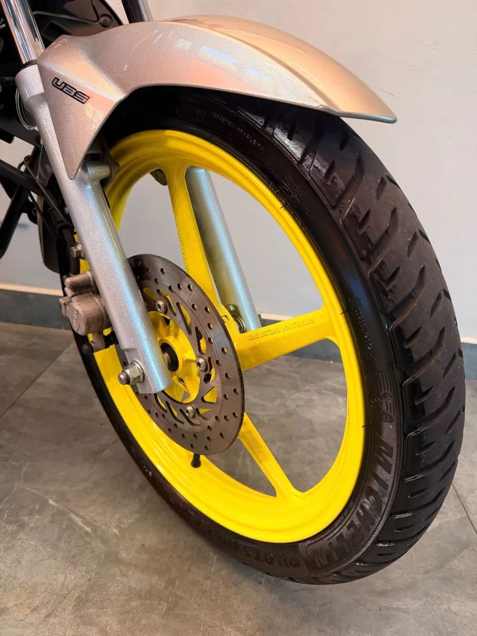 YAMAHA YBR150 FACTOR DX 2025 PRATA  - Foto 4