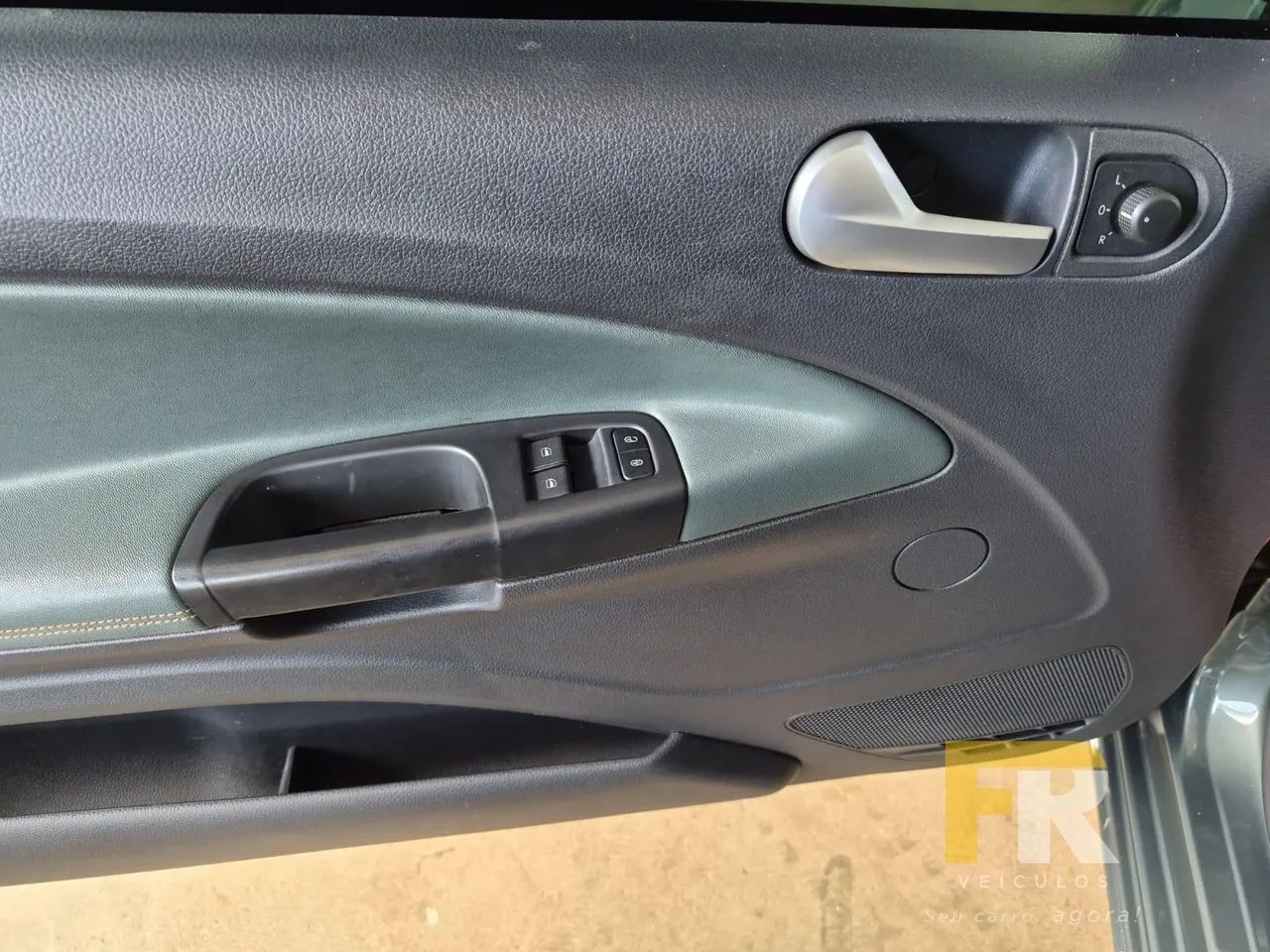 Volkswagen Saveiro Extreme 1.6 Flex 16V CD 2024 - Foto 4