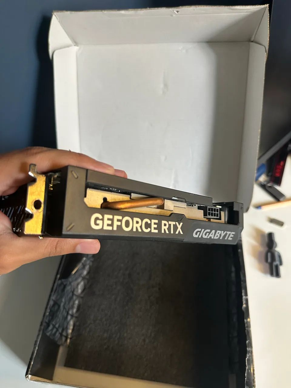 PLACA VIDEO RTX 4060 8GB GIGABYTE - Foto 2