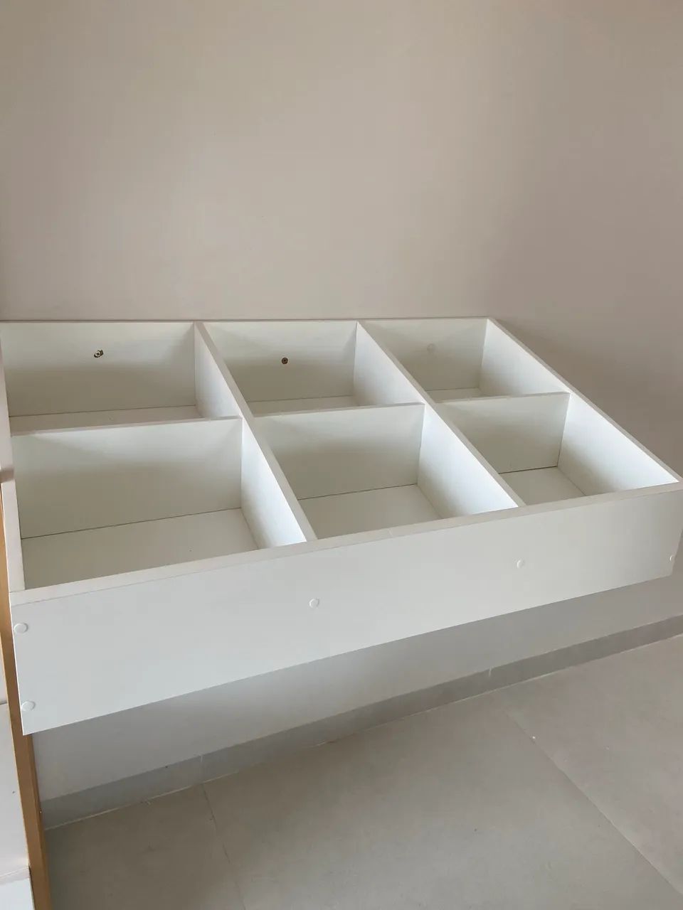 Colmeia para roupas 
