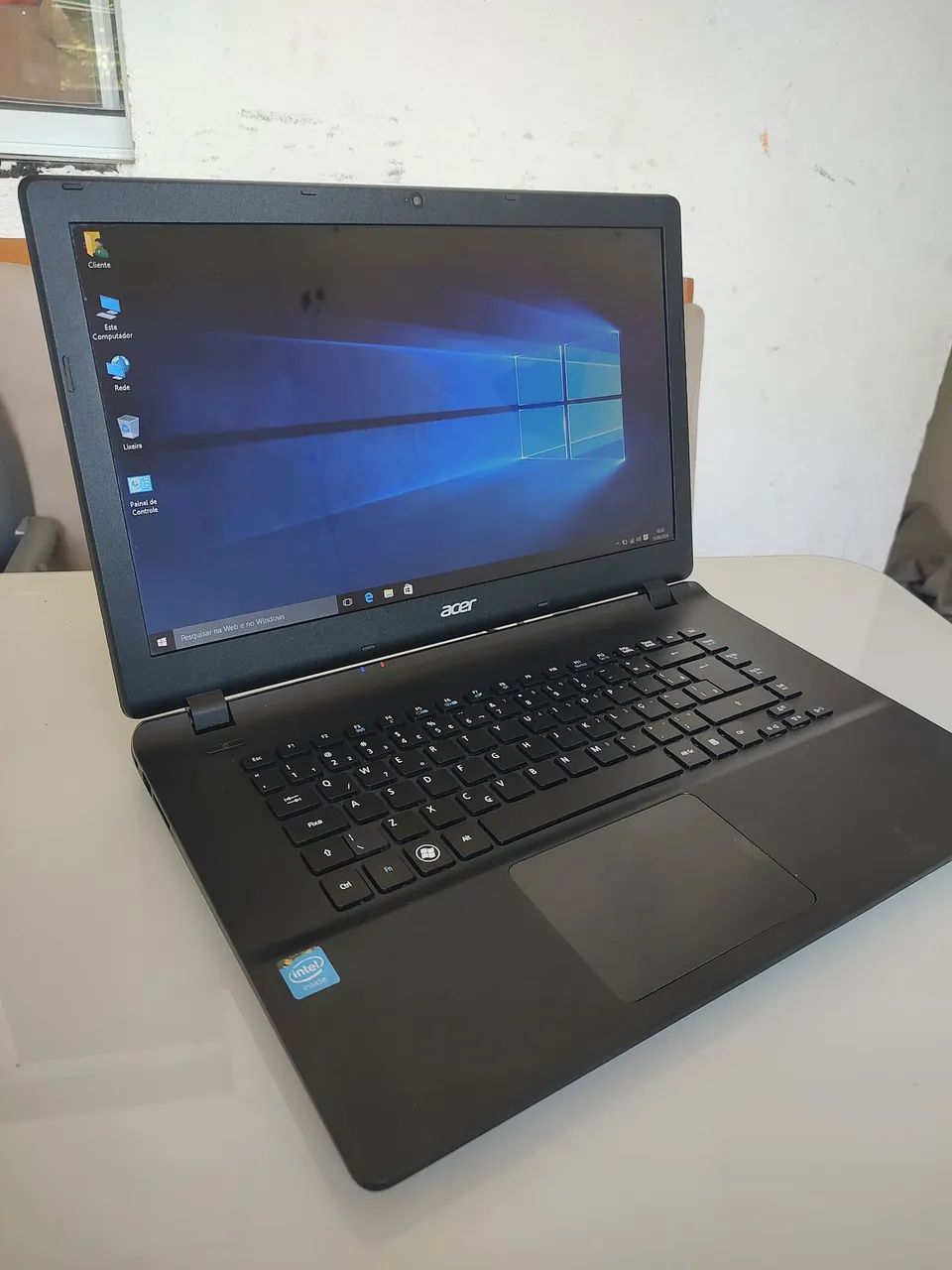 Notebook Acer. Quad Core. Memória de 4GB + SSD 128GB