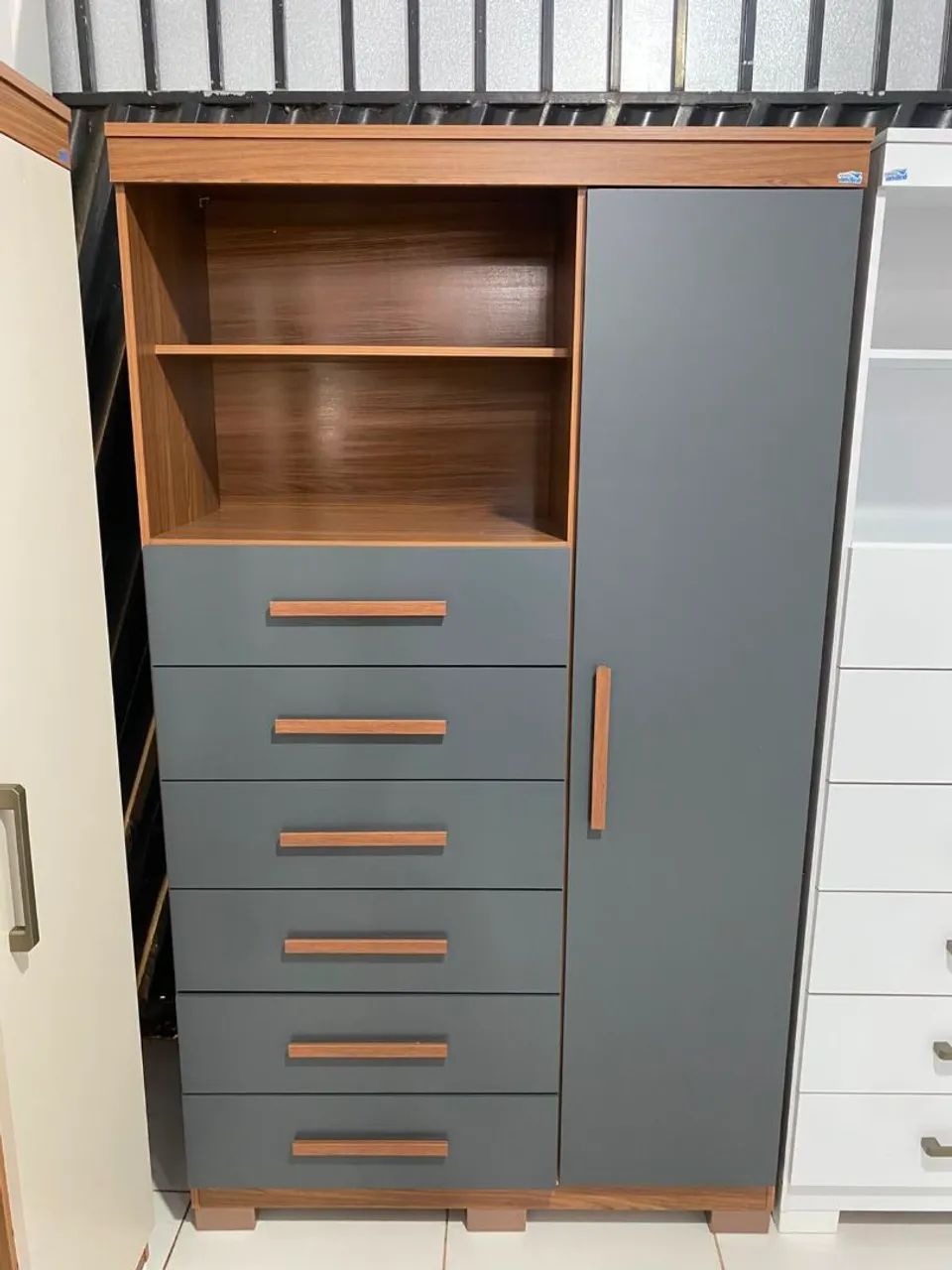 Cômodas multiuso com 6 gavetas novas - Foto 2