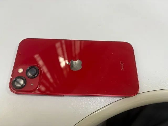 iPhone 13 256GB PRODUCT(RED) - Excelente estado - Foto 3