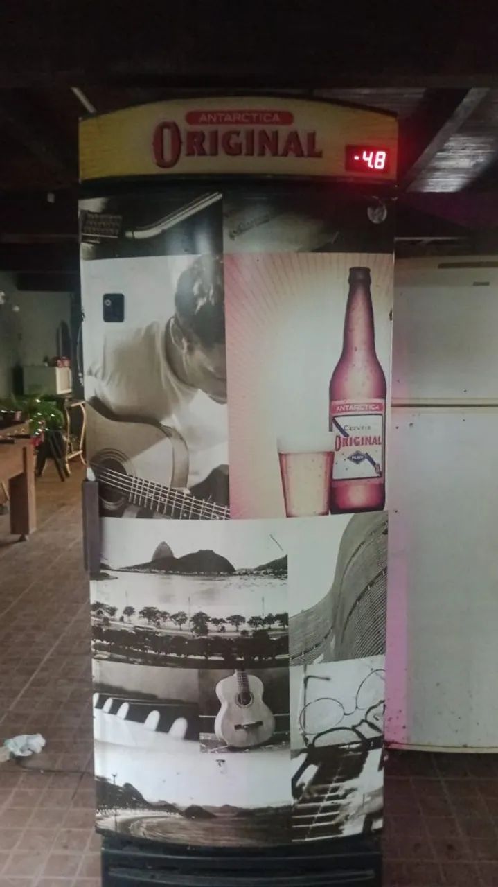 Vendo Geladeira marca metal frio  - Foto 4