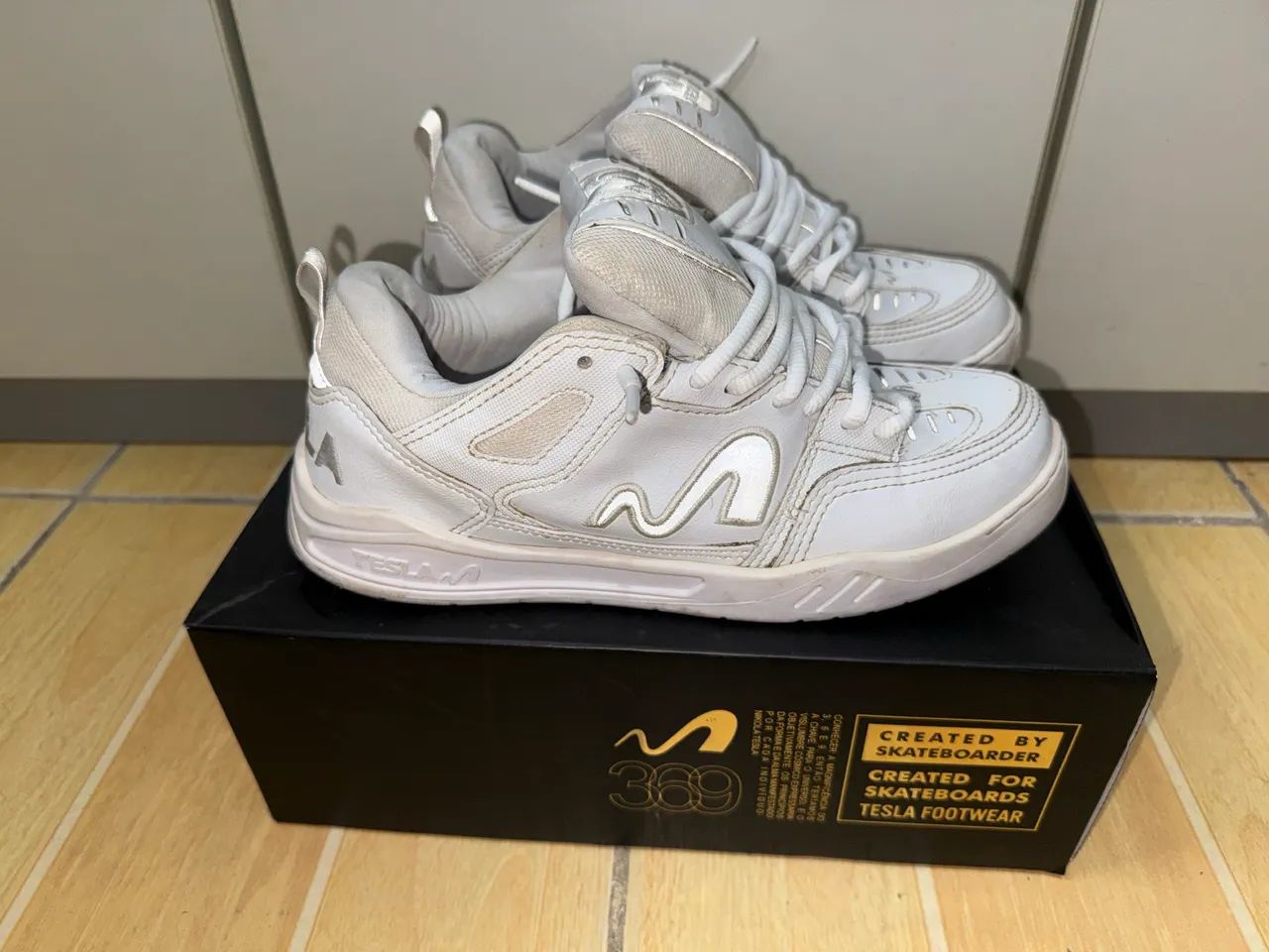 tênis tesla nine branco