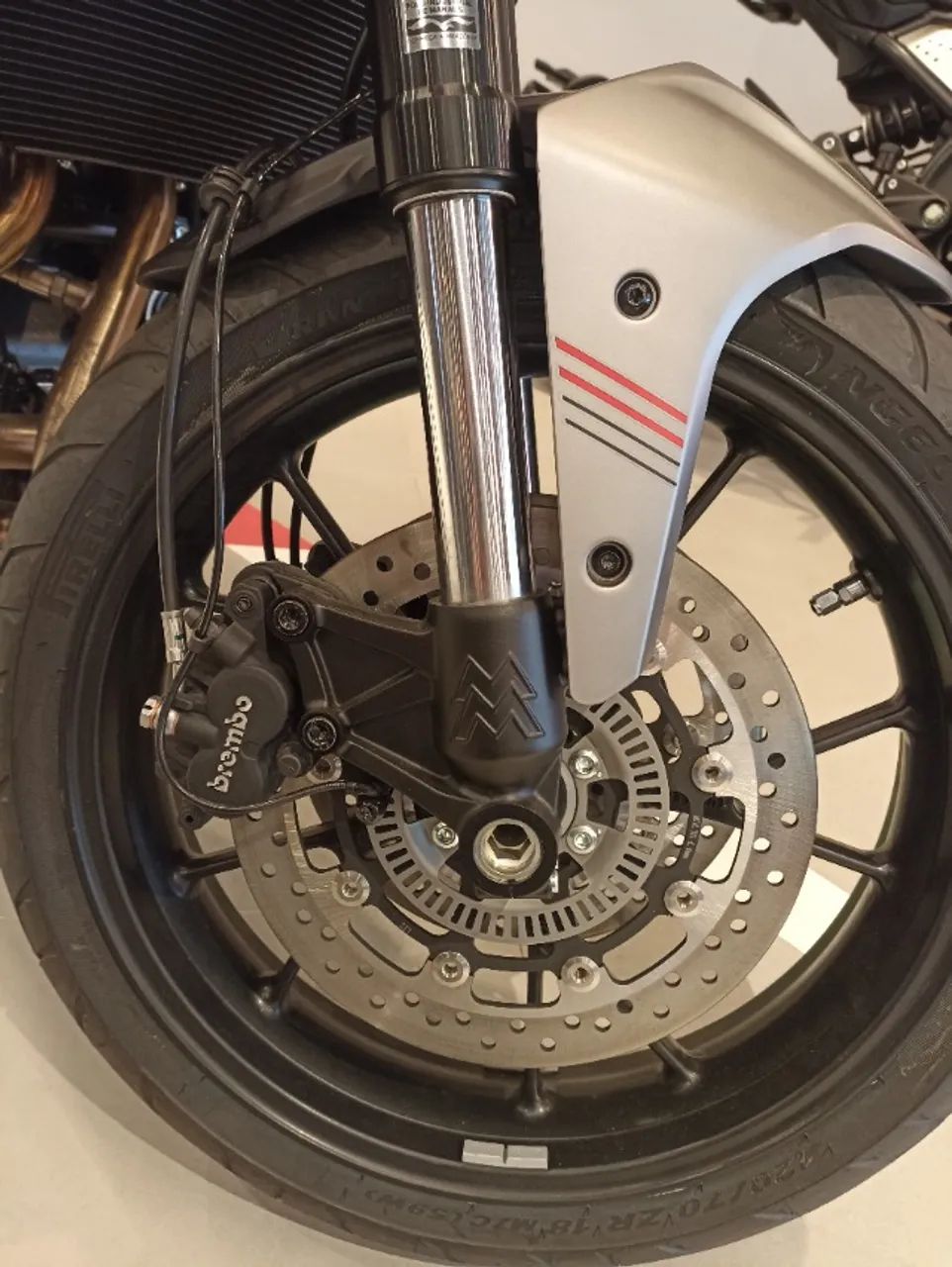 Moto Morini Seiemmezzo STR 650 - Foto 3