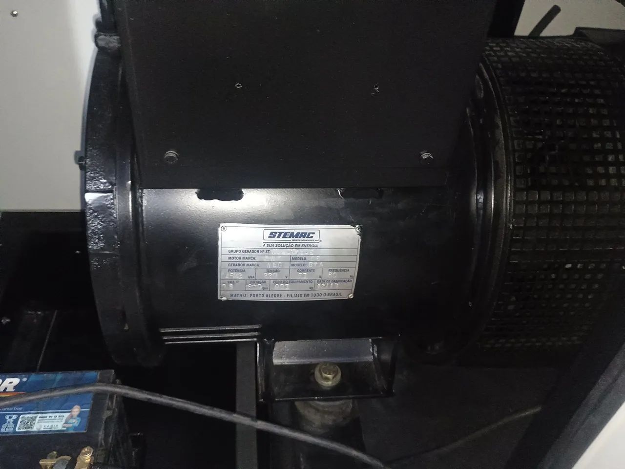 Vendo Gerador 45 kVA MWM 3 cilindros  - Foto 3