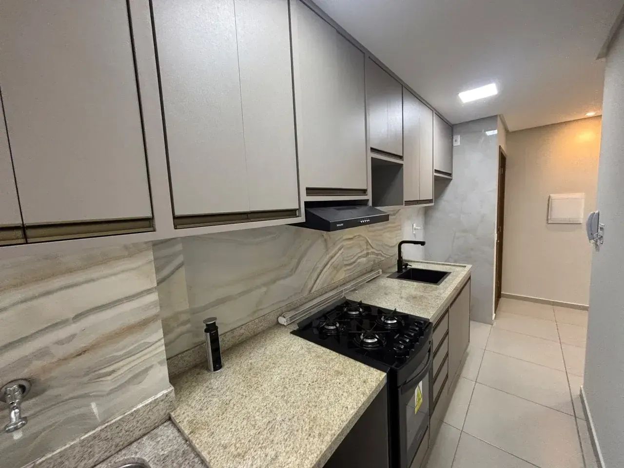Apartamento 2 quartos com quintal em Morada de Laranjeiras - Serra - ES - Foto 2