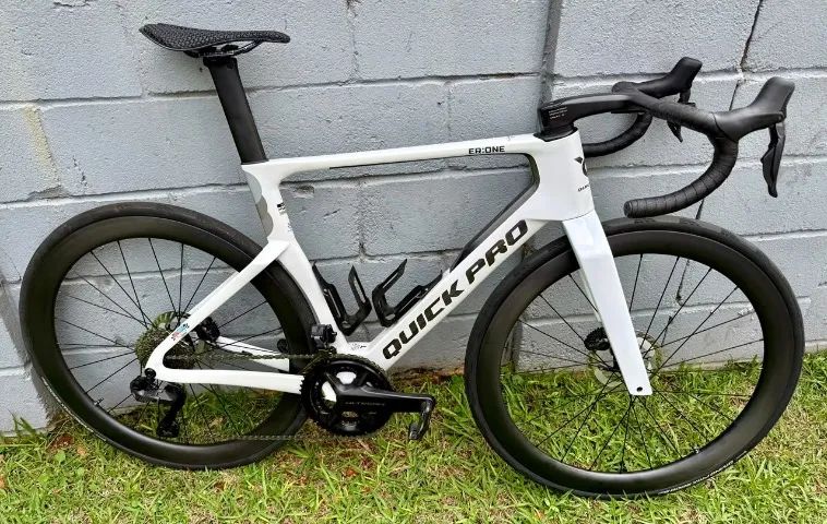 Bicicleta Speed QuickPro ER:ONE L 12v
