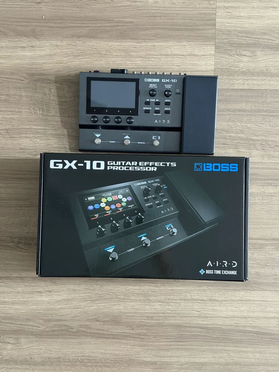 BOSS GX-10 ZERADA com tags e caixa, ainda com garantia!