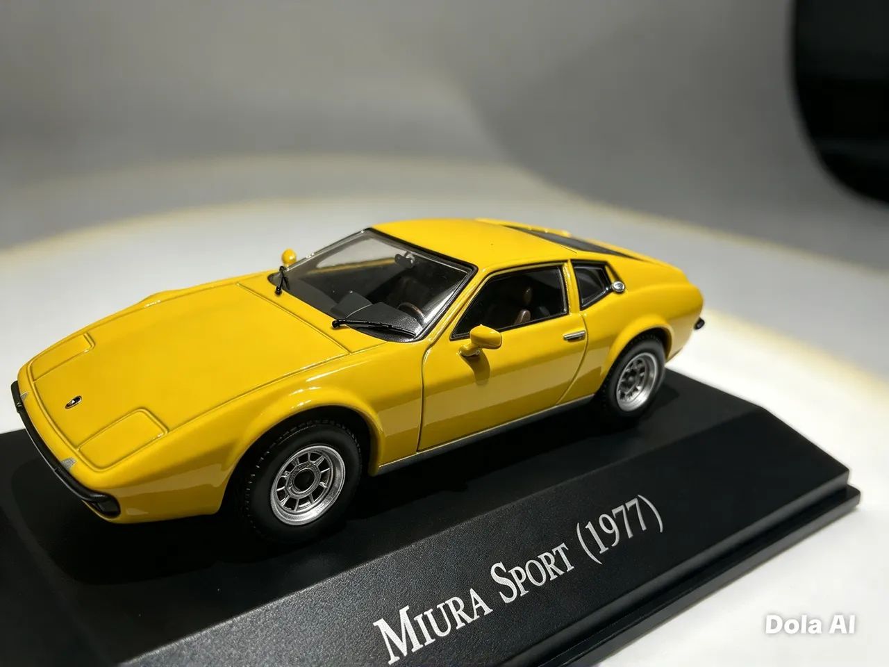 Miniatura Moura - Foto 3