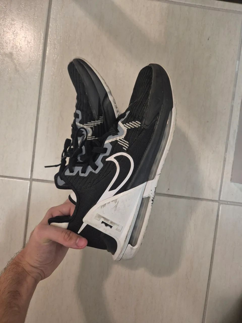 Nike LeBron Witness 6 - Foto 2