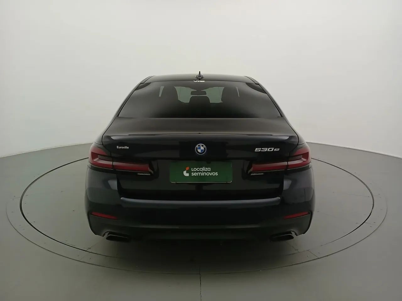 BMW Série 5 530E M Sport 2.0 Turbo Híbrido Aut., foto 4 de 18