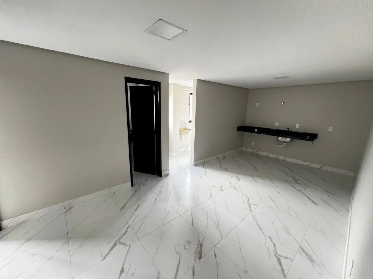 Apartamento para aluguel no parque 10 de 01 quartos  - Foto 4